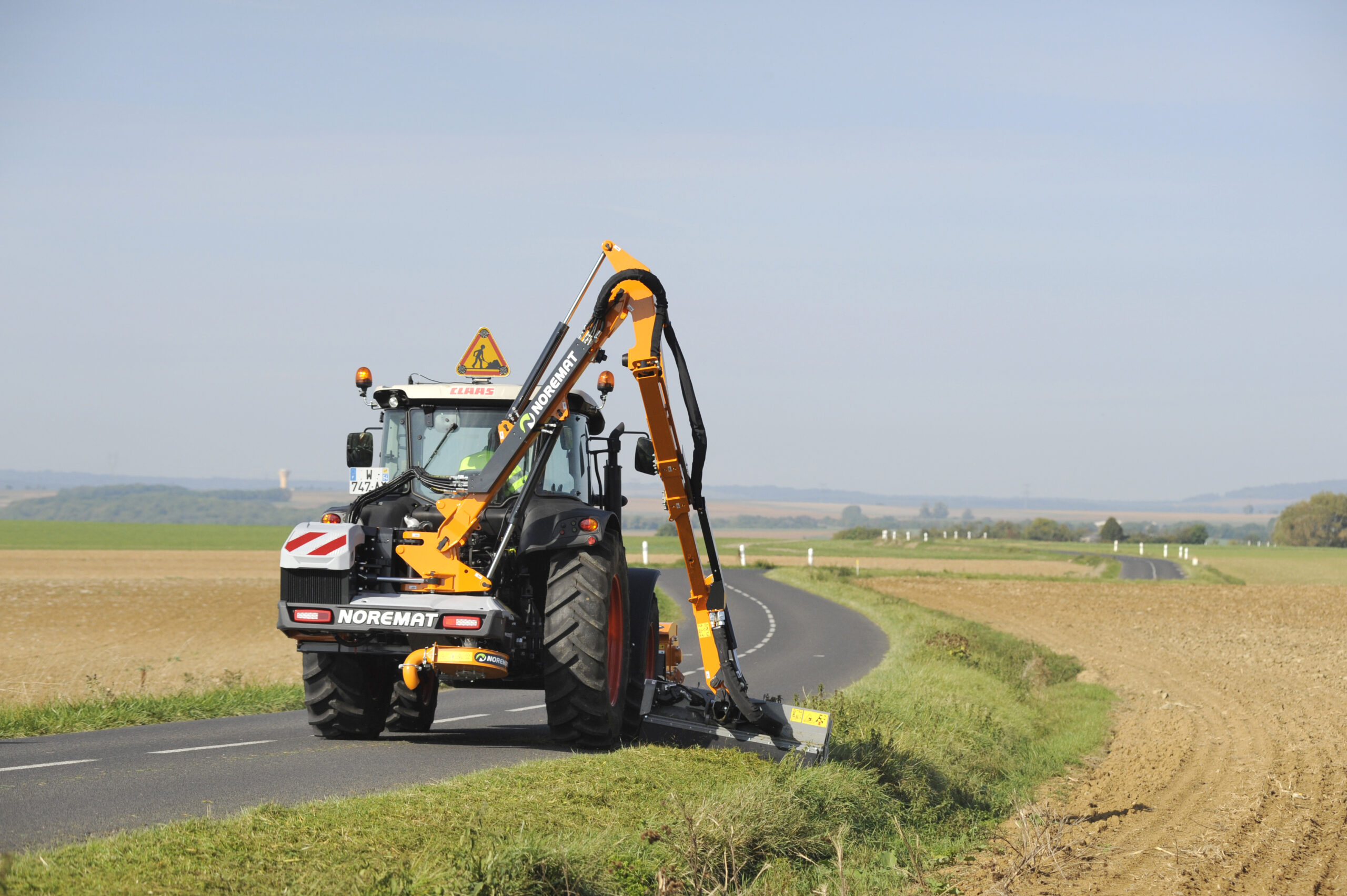 Ensembles tracteurs équipés de bras entre 5 et 6 m – Image 3